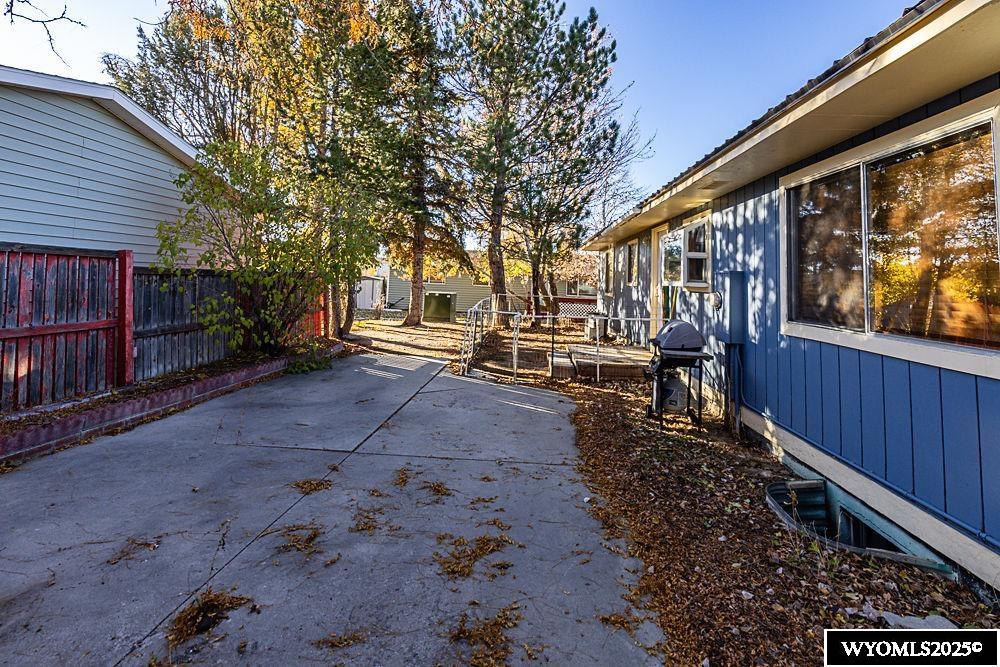 902 Valley Street Rock Springs, WY 82901 - Photo 6 of 43