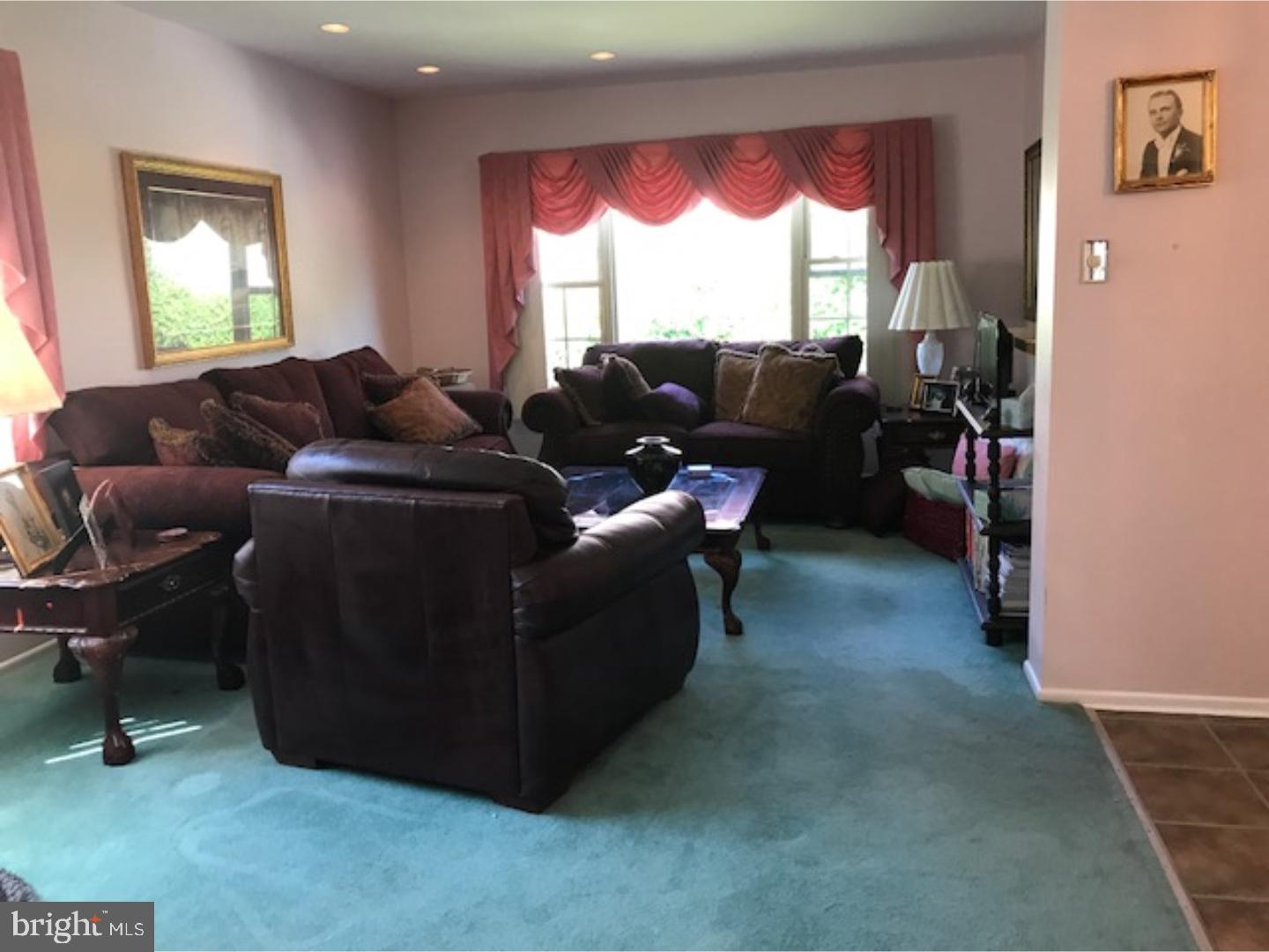 1725 Rachael Street, Unit B Philadelphia, PA 19115 - Photo 3 of 8 Living Room