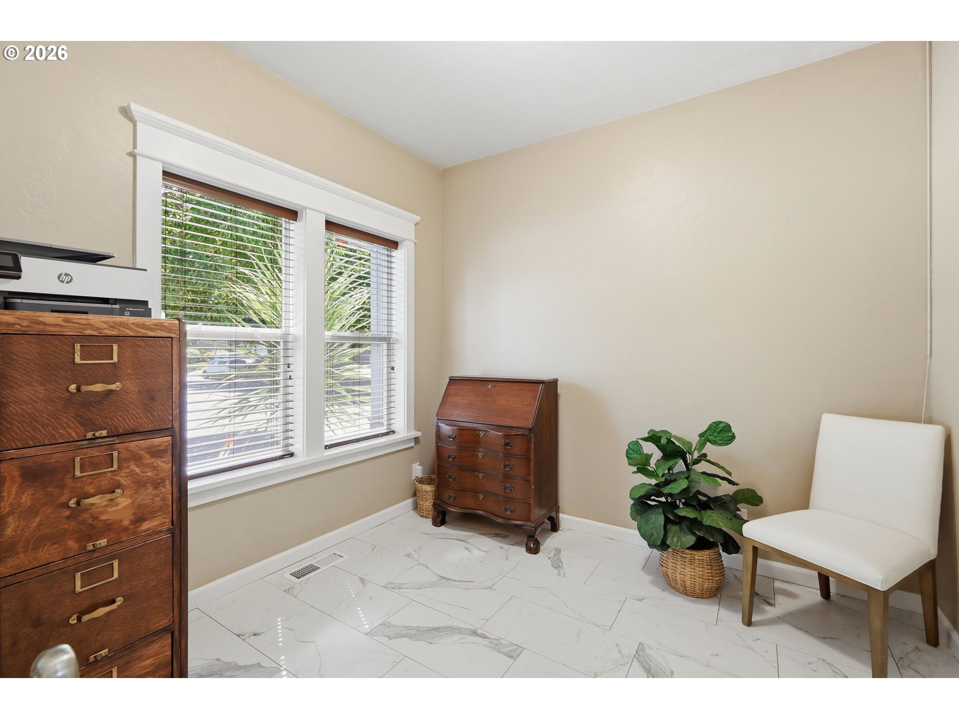 4620 Wendover Street Eugene, OR 97404 - Photo 7 of 47