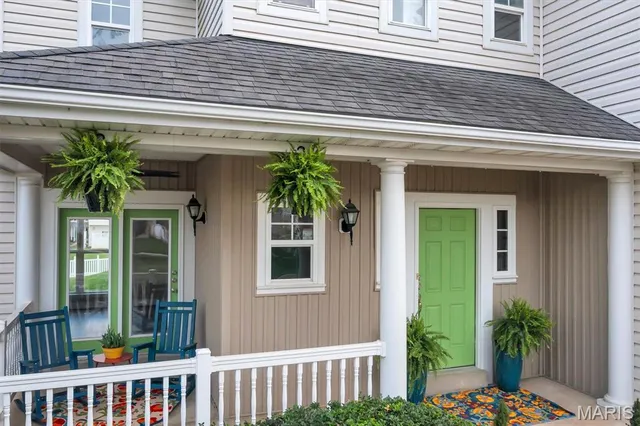 $525,000 | 572 Misty Mountain Drive, O'Fallon, MO 63368