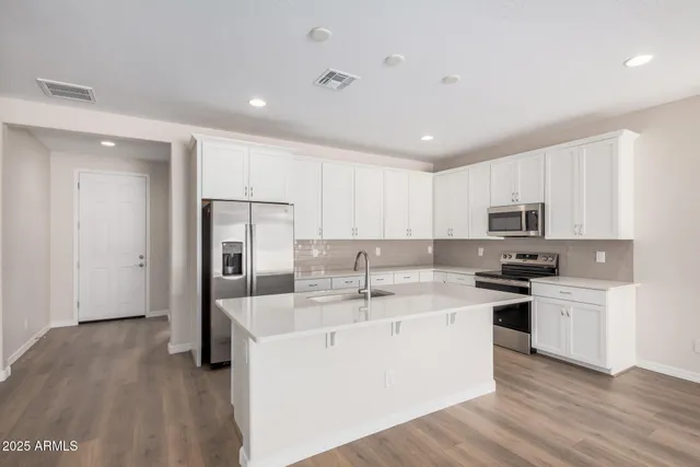 $403,995 | 18762 Panchito Drive, Gold Canyon, AZ 85118