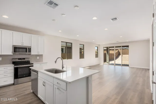 $403,995 | 18762 Panchito Drive, Gold Canyon, AZ 85118