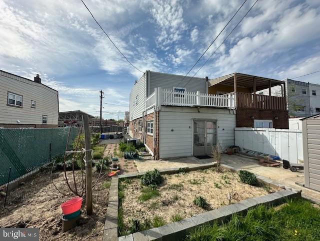 10819 Proctor Road Philadelphia, PA 19116 - Photo 13 of 14 Rear yard