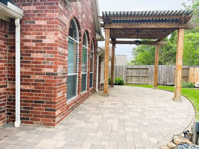 $2,395 | 19806 Shavon Springs Drive, Spring, TX 77388