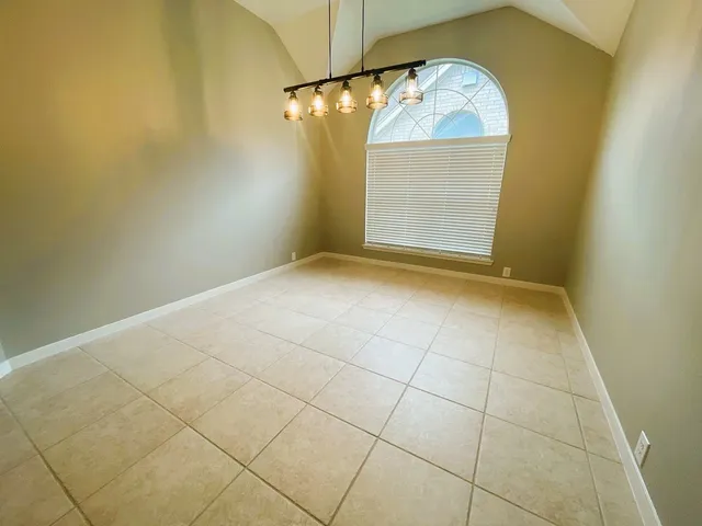 $2,395 | 19806 Shavon Springs Drive, Spring, TX 77388