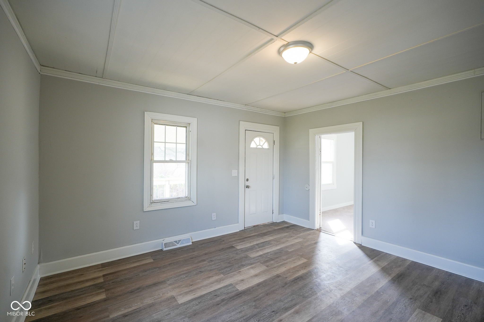 1807 Walton Street Anderson, IN 46016 - Photo 5 of 19