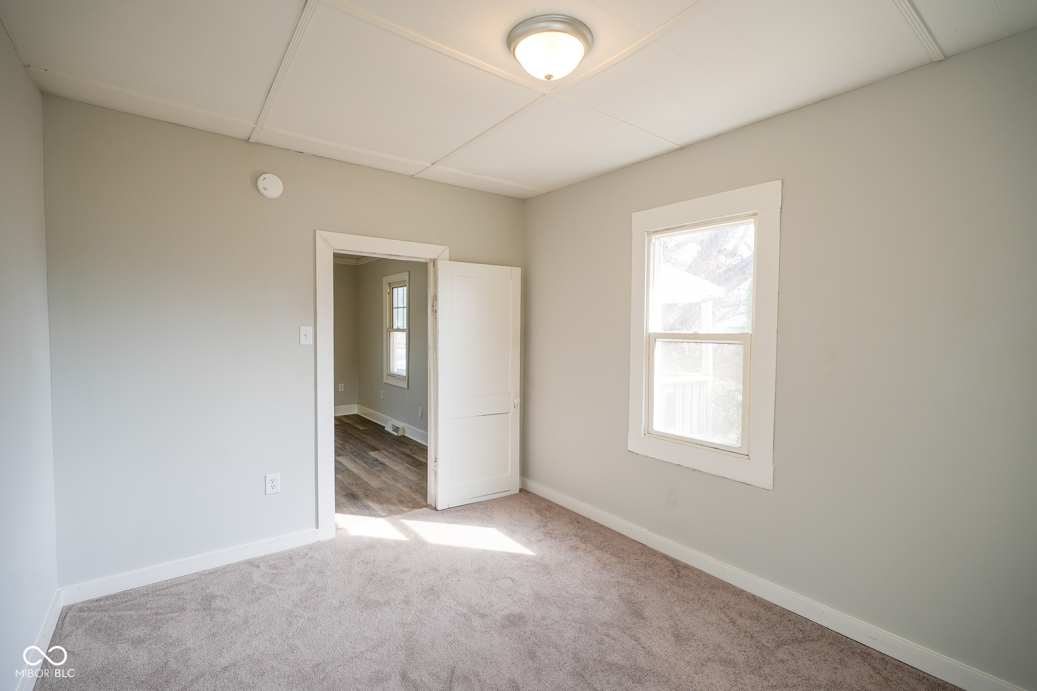 1807 Walton Street Anderson, IN 46016 - Photo 6 of 19