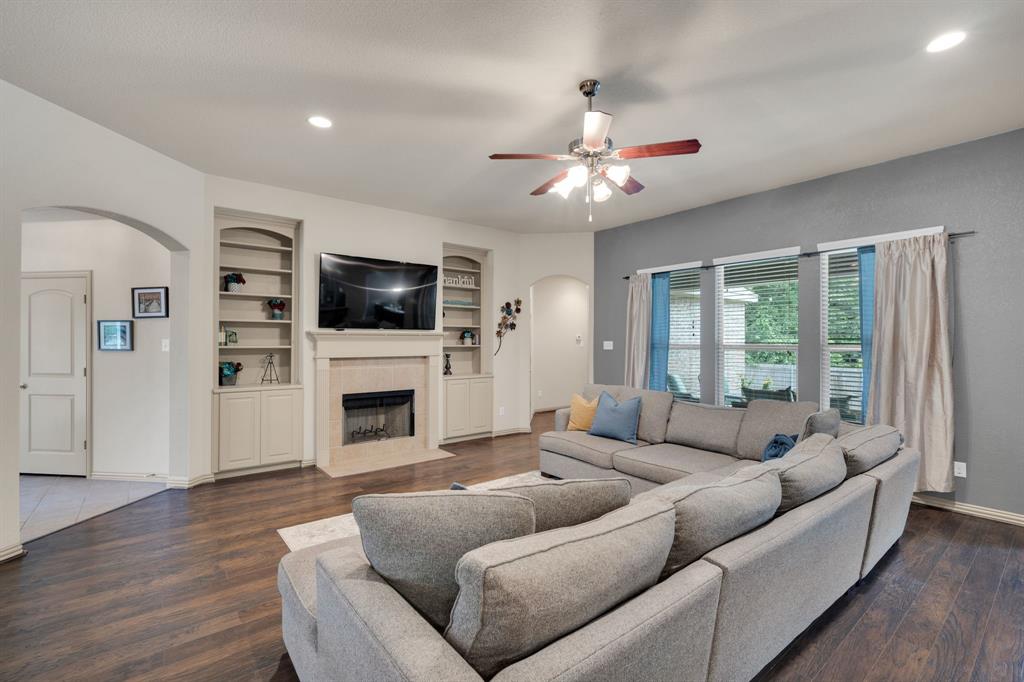 5009 Prosperity Row Midlothian, TX 76065 - Photo 6 of 34