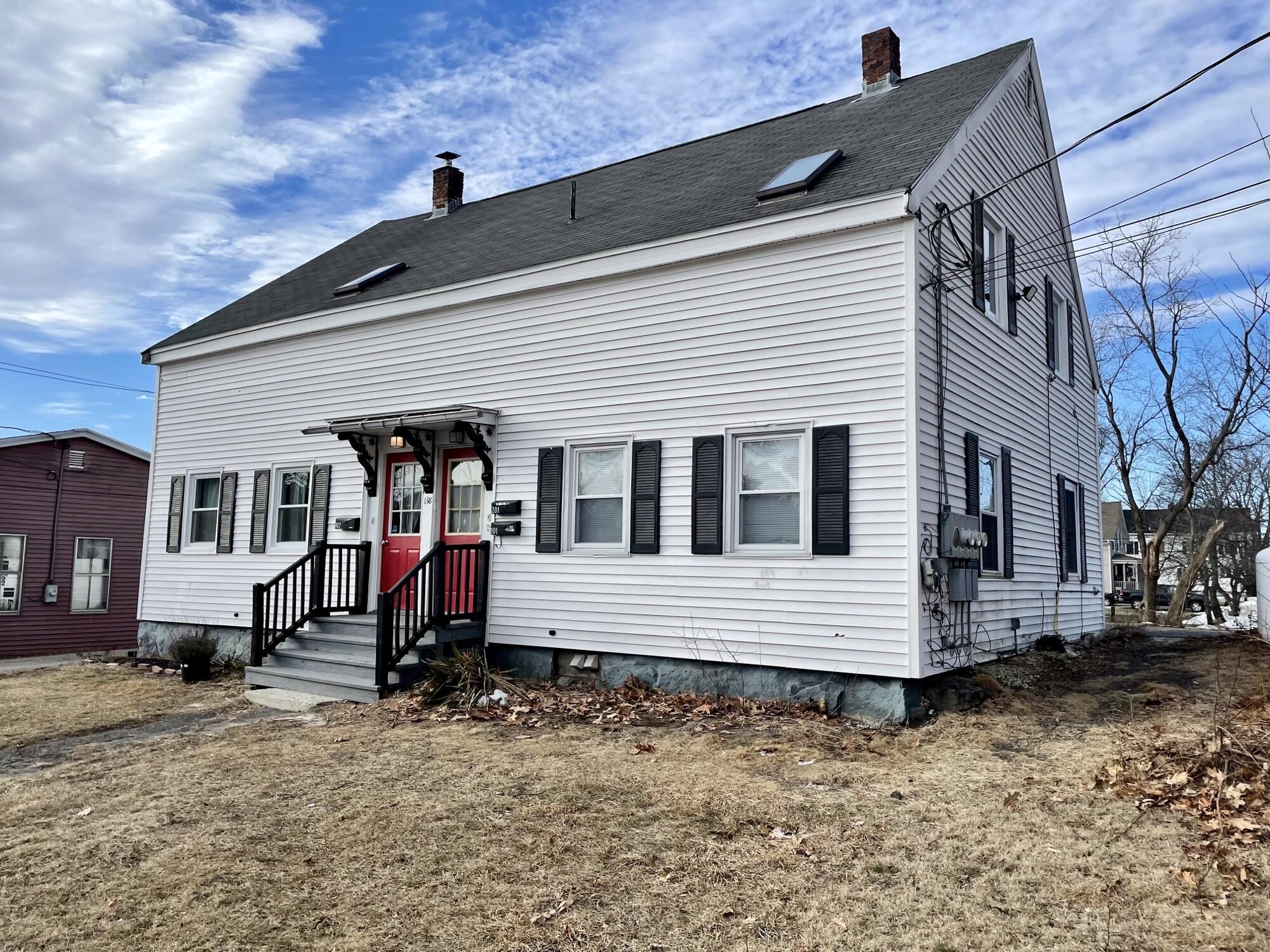 138 Summer Street Biddeford, ME 04005 - Photo 2 of 27 Image (40)
