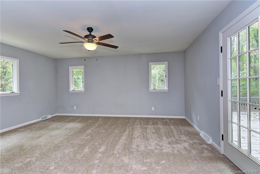 533 Harrogate Road Matthews, NC 28105 - Photo 13 of 23 Gallery Image 13