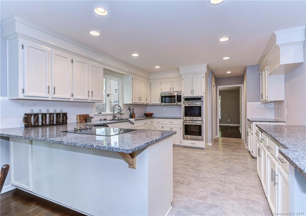 533 Harrogate Road Matthews, NC 28105 - Photo 6 of 23 Gallery Image 6