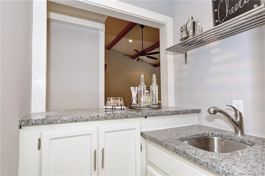 533 Harrogate Road Matthews, NC 28105 - Photo 10 of 23 Gallery Image 10