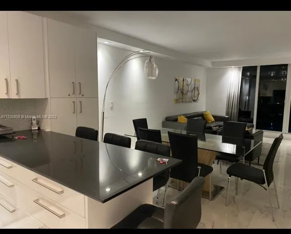 $15,000 | 2301 Collins Avenue, Unit 1503, Miami Beach, FL 33139