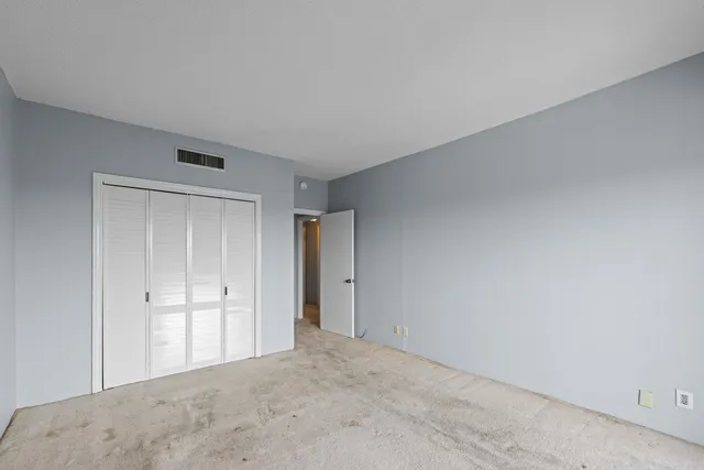 $114,900 | 475 North Highland Street, Unit 10J, Memphis, TN 38122