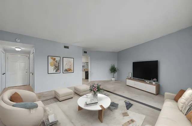 $114,900 | 475 North Highland Street, Unit 10J, Memphis, TN 38122