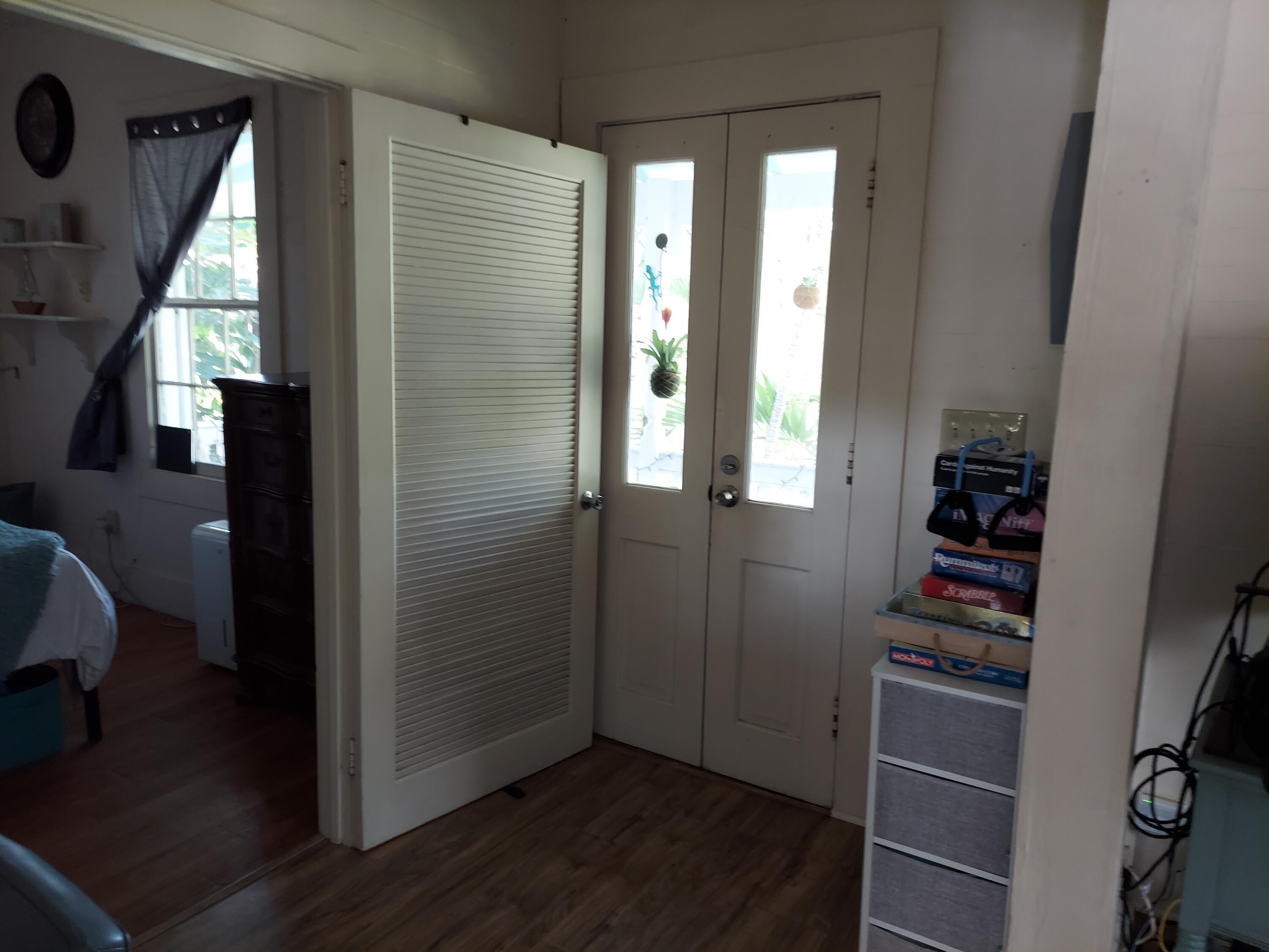 315 William Street Key West, FL 33040 - Photo 4 of 19 a view of walk in closet