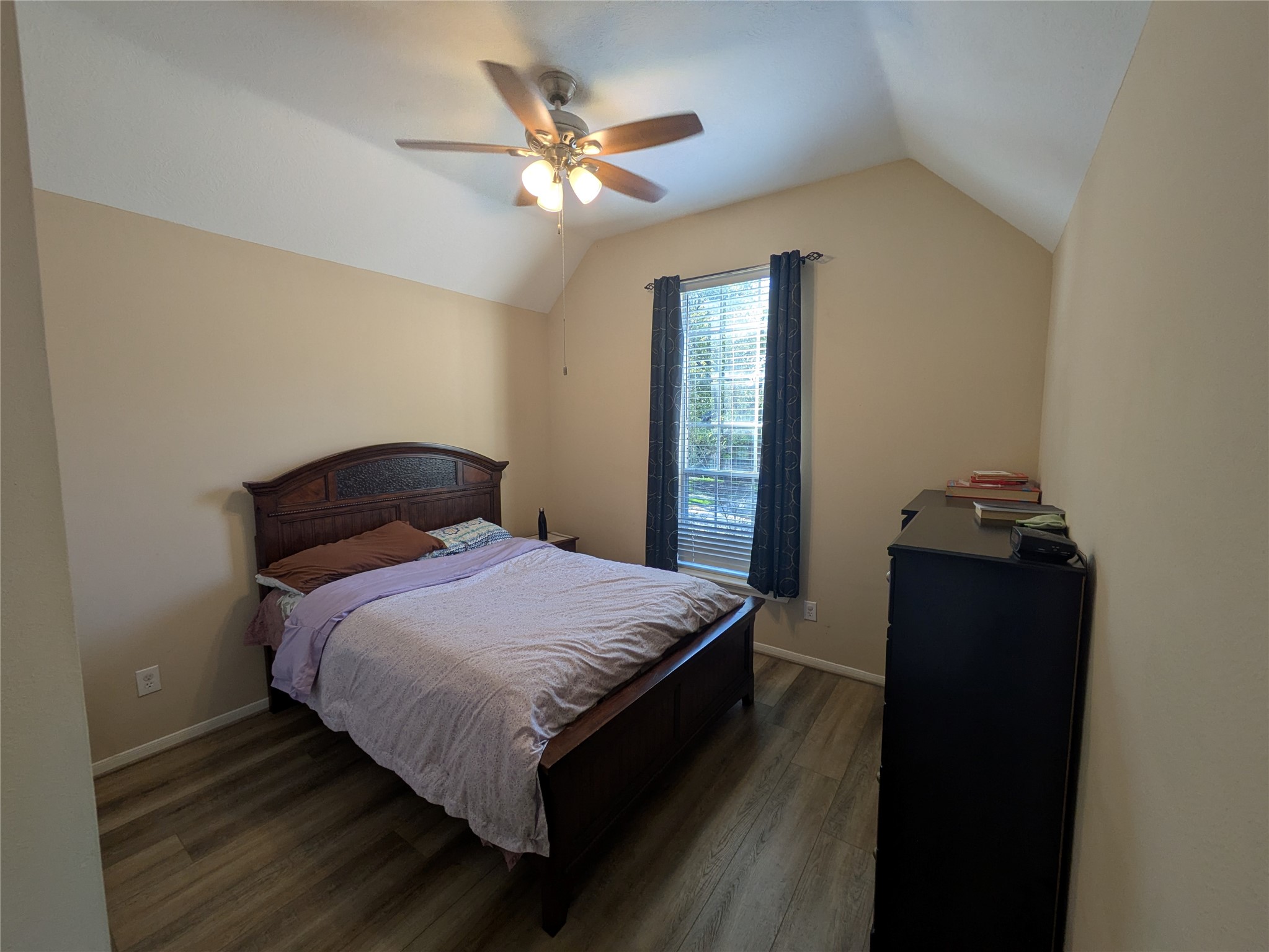 9222 Symphonic Lane Houston, TX 77040 - Photo 15 of 33 Guest Bedroom 3, recent LVP Flooring