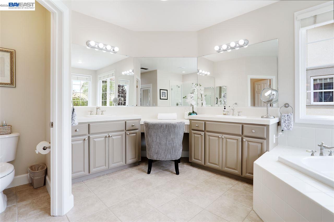 4899 Landmark Way Dublin, CA 94568 - Photo 23 of 40