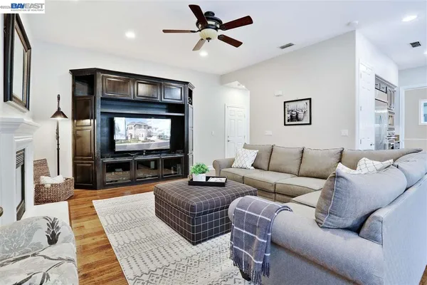 $2,275,000 | 4899 Landmark Way, Dublin, CA 94568
