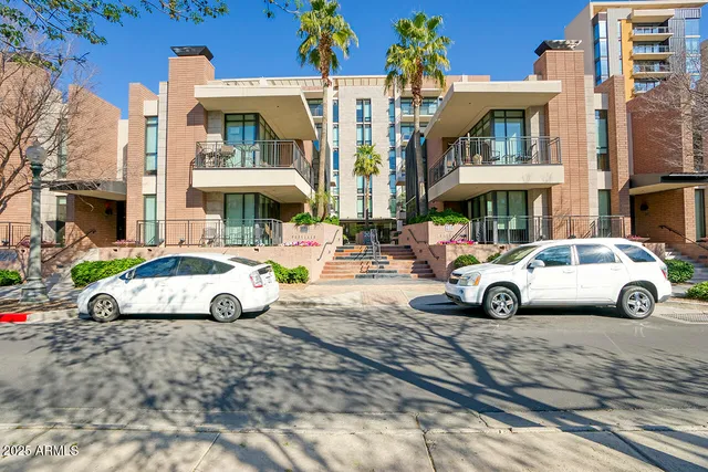 $3,975 | 208 West Portland Street, Unit 460, Phoenix, AZ 85003