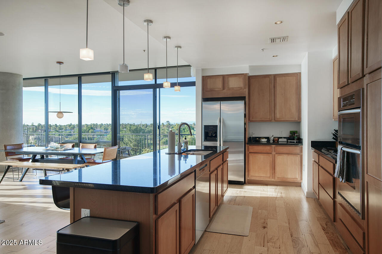 208 West Portland Street, Unit 460 Phoenix, AZ 85003 - Photo 11 of 47 208 W PORTLAND ST 460