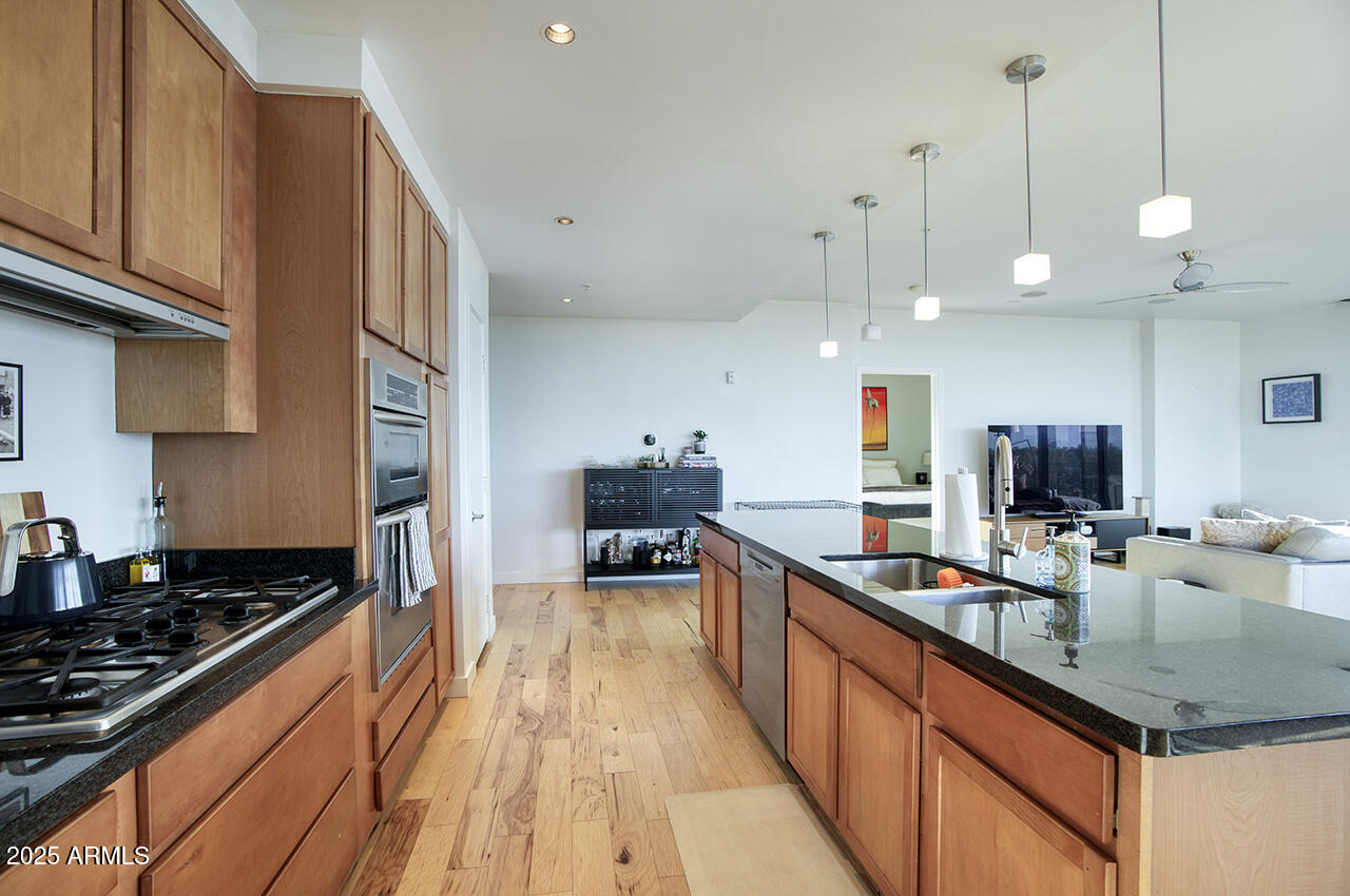 208 West Portland Street, Unit 460 Phoenix, AZ 85003 - Photo 14 of 47 208 W PORTLAND ST 460