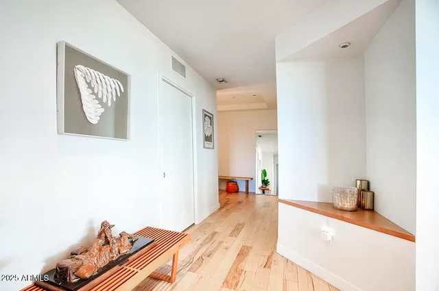 $3,975 | 208 West Portland Street, Unit 460, Phoenix, AZ 85003