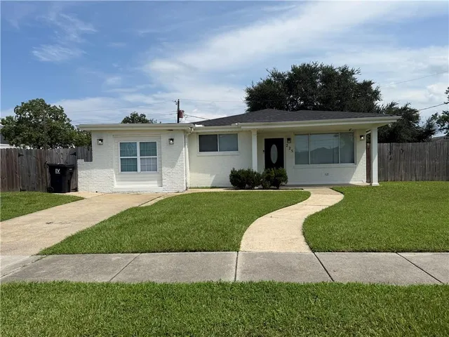 $250,000 | 225 Nutria Drive, Arabi, LA 70032