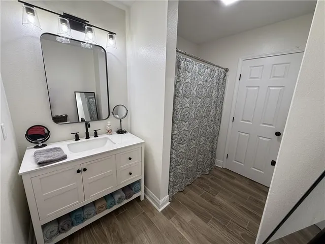 $250,000 | 225 Nutria Drive, Arabi, LA 70032