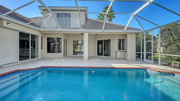 $999,000 | 10084 Cherry Hills Ave Circle, Bradenton, FL 34202