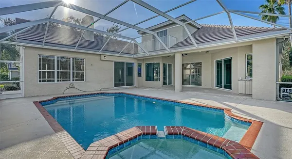 $999,000 | 10084 Cherry Hills Ave Circle, Bradenton, FL 34202