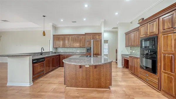 $999,000 | 10084 Cherry Hills Ave Circle, Bradenton, FL 34202