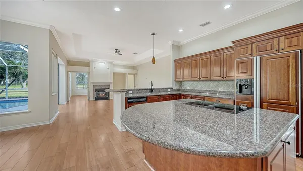 $999,000 | 10084 Cherry Hills Ave Circle, Bradenton, FL 34202