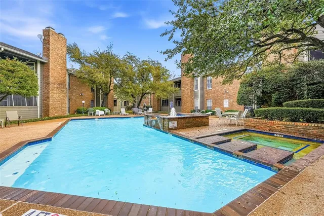 $1,200 | 1104 Riverchase Lane, Unit 203, Arlington, TX 76011