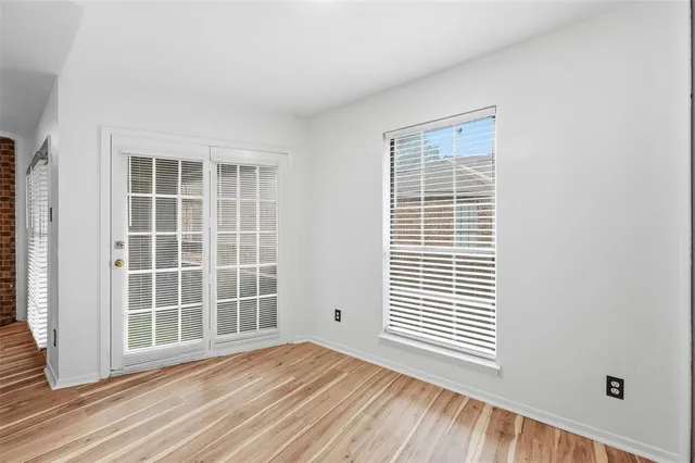 $1,200 | 1104 Riverchase Lane, Unit 203, Arlington, TX 76011