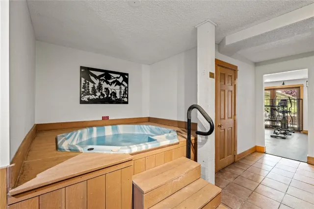 $850,000 | 2350 Ski Trail Lane, Unit 235, Steamboat Springs, CO 80487