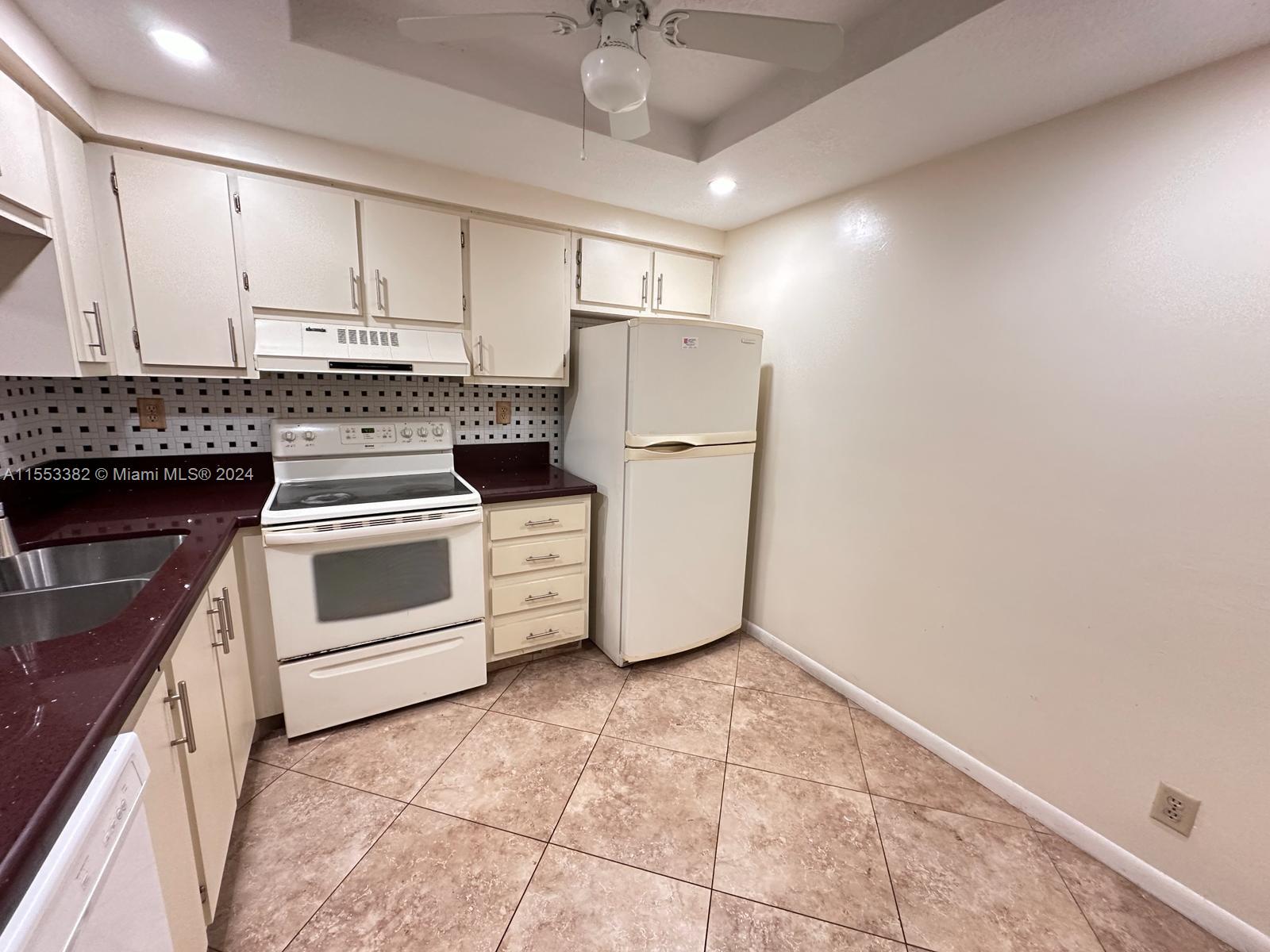 8050 West McNab Road, Unit 224 Tamarac, FL 33321 - Photo 7 of 25 Gallery Image 7