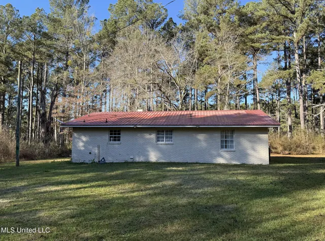 $120,000 | 22 County Road 253, Louin, MS 39338