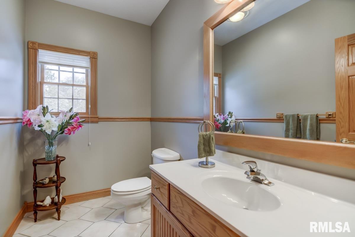 5 The Elms Lane Springfield, IL 62712 - Photo 19 of 34 Gallery Image 19