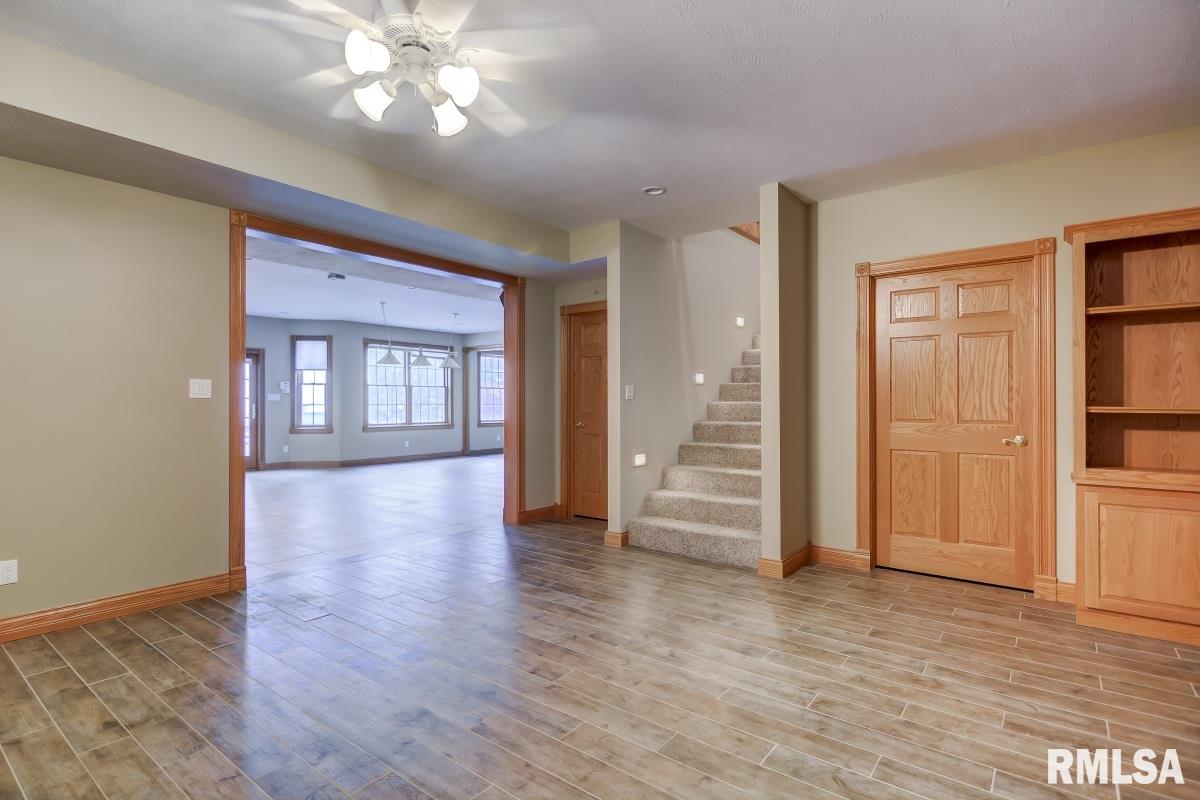 5 The Elms Lane Springfield, IL 62712 - Photo 24 of 34 Gallery Image 24