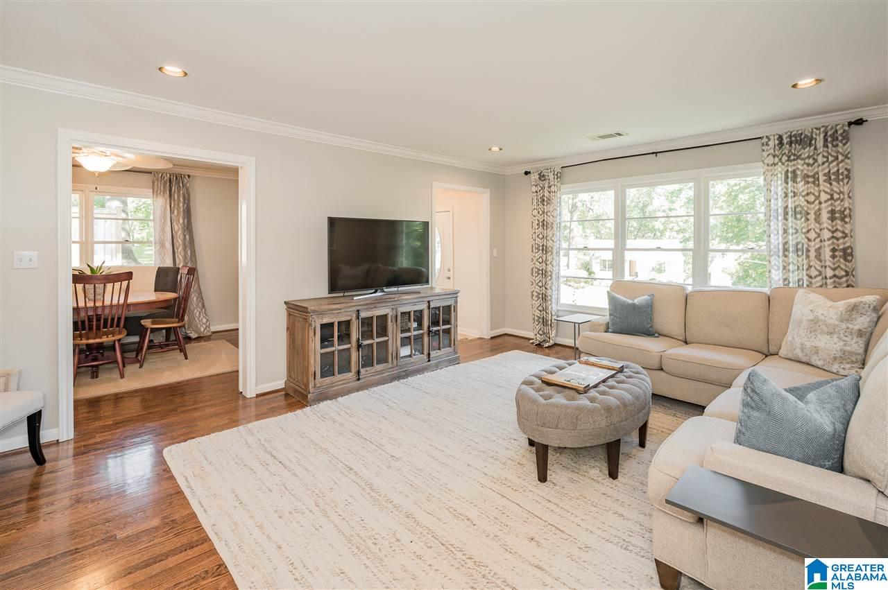 807 Forrest Drive Birmingham, AL 35209 - Photo 3 of 47