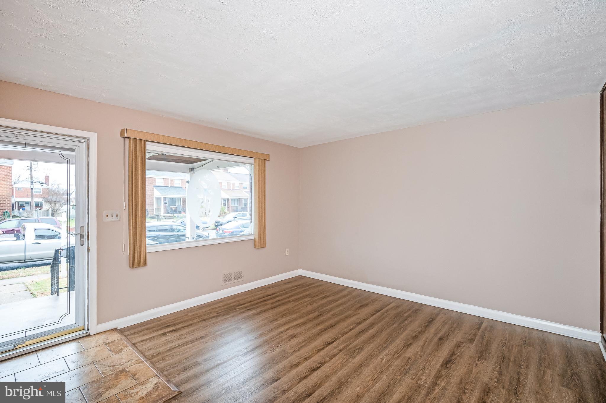 2753 Moorgate Road Dundalk, MD 21222 - Photo 6 of 41 LIVING ROOM