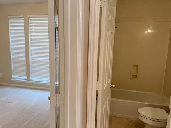 $555,000 | 3607 Emerald Falls Drive, Houston, TX 77059