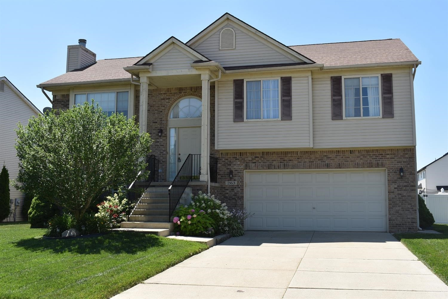 263 Dundee Ridge Drive Dundee, MI 48131 - Photo 1 of 28 Photo 1