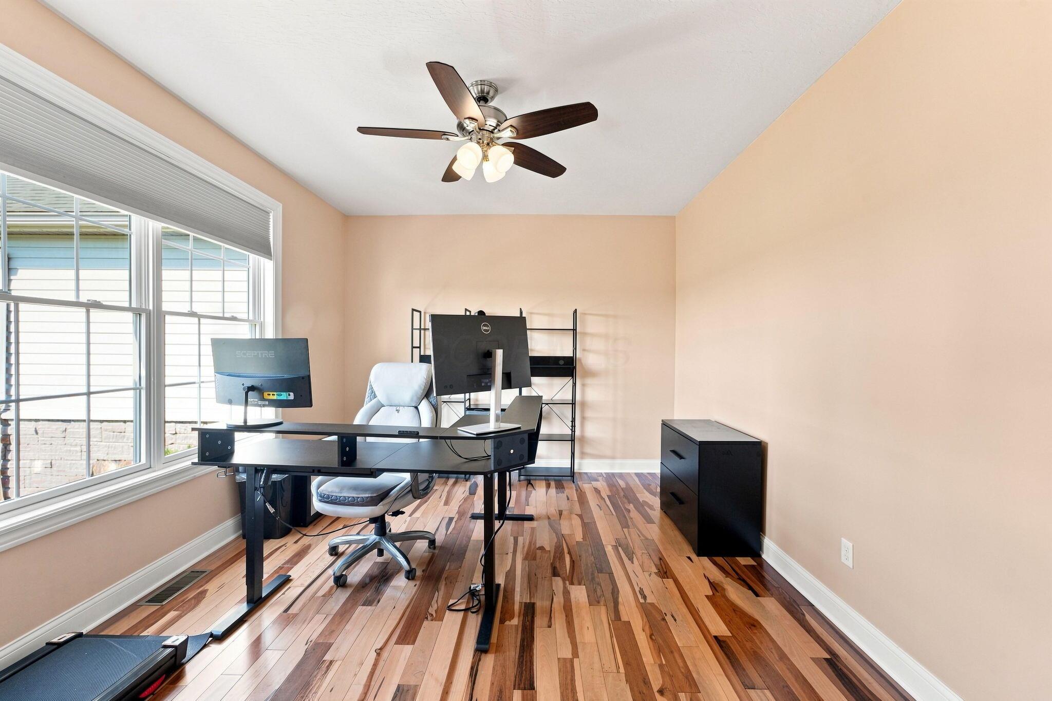 6548 Basil Western Road Northwest Carroll, OH 43112 - Photo 8 of 107 Office/Den