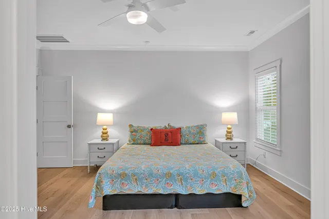 $1,189,000 | 313 Barnes Street, Emerald Isle, NC 28594