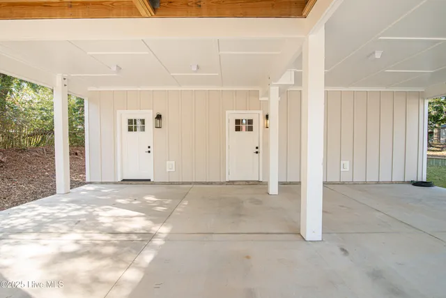 $1,189,000 | 313 Barnes Street, Emerald Isle, NC 28594