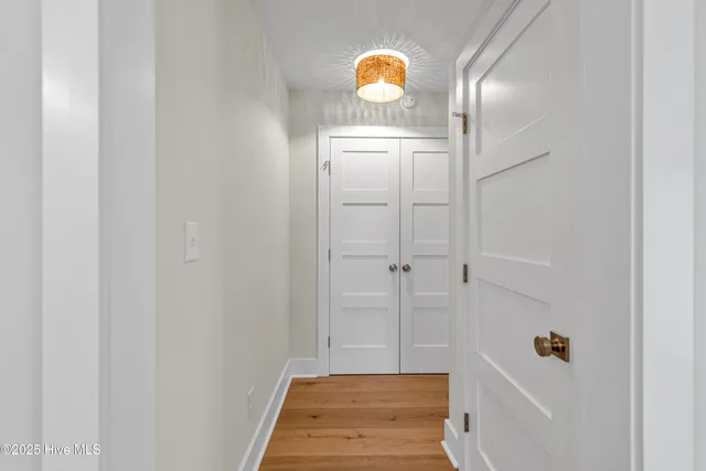 $1,189,000 | 313 Barnes Street, Emerald Isle, NC 28594