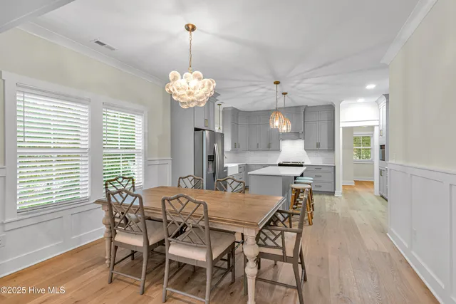 $1,189,000 | 313 Barnes Street, Emerald Isle, NC 28594