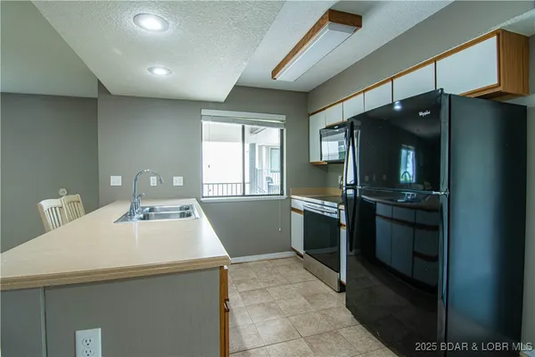 $149,900 | 35 Ventura Drive, Unit 417, Lake Ozark, MO 65049